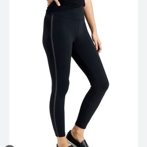 Athleta Metro Tight Reflective Legging